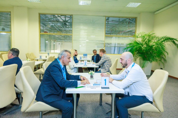 Двусторонние деловые встречи (B2B/B2G)