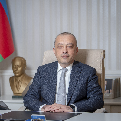 Заур Микаилов